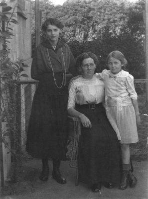Anna Maria Remark und ihre Töchter
